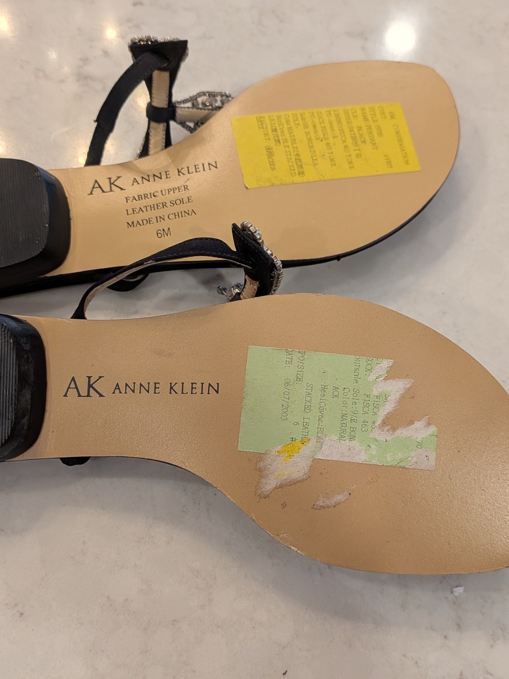 Anne Klein Black Strappy Dress Sandals with Rhinestone Accent Size 6M New